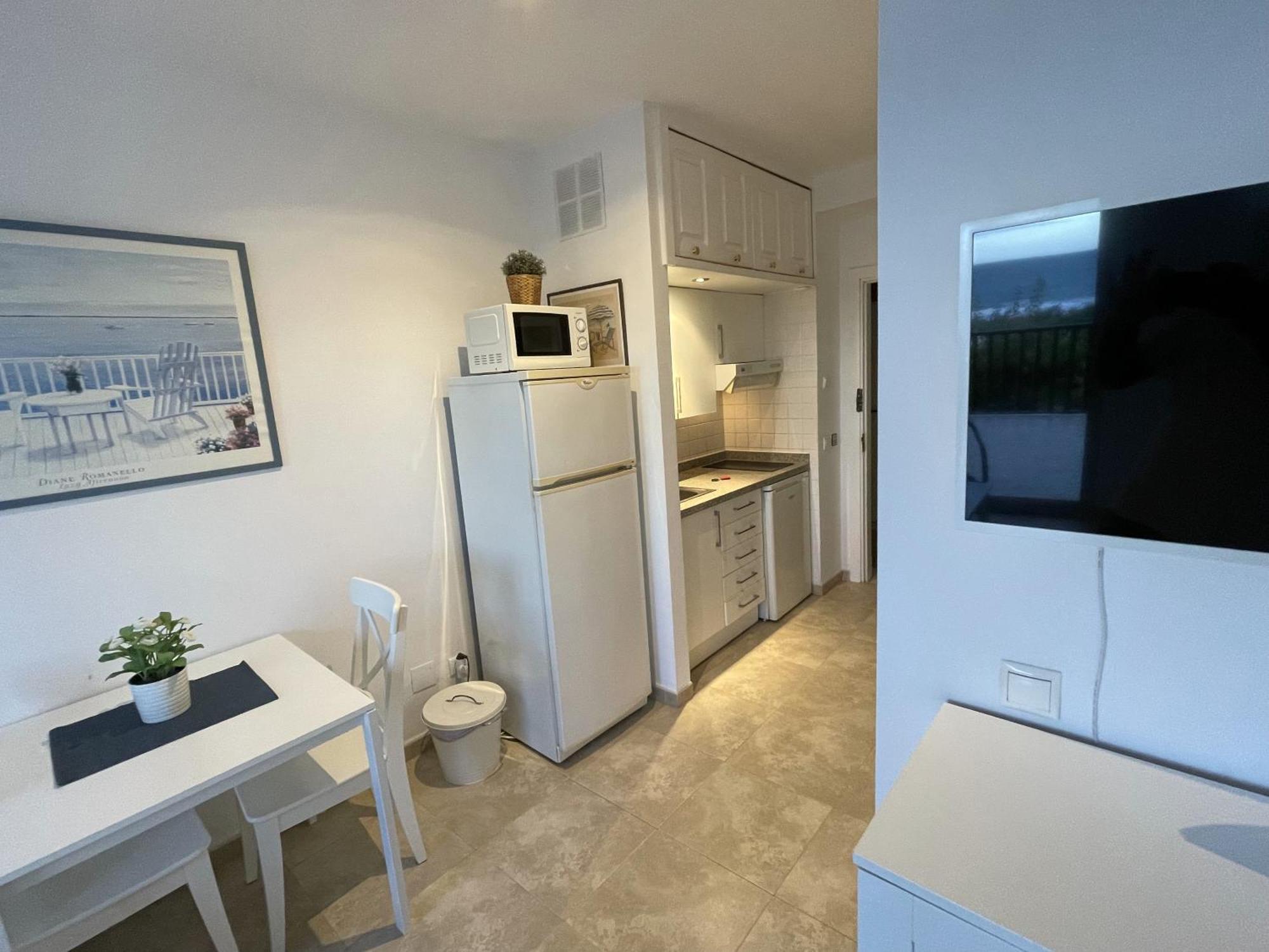 Estudio Con Insuperables Vistas Al Mar: Aparcamiento Apartamento *