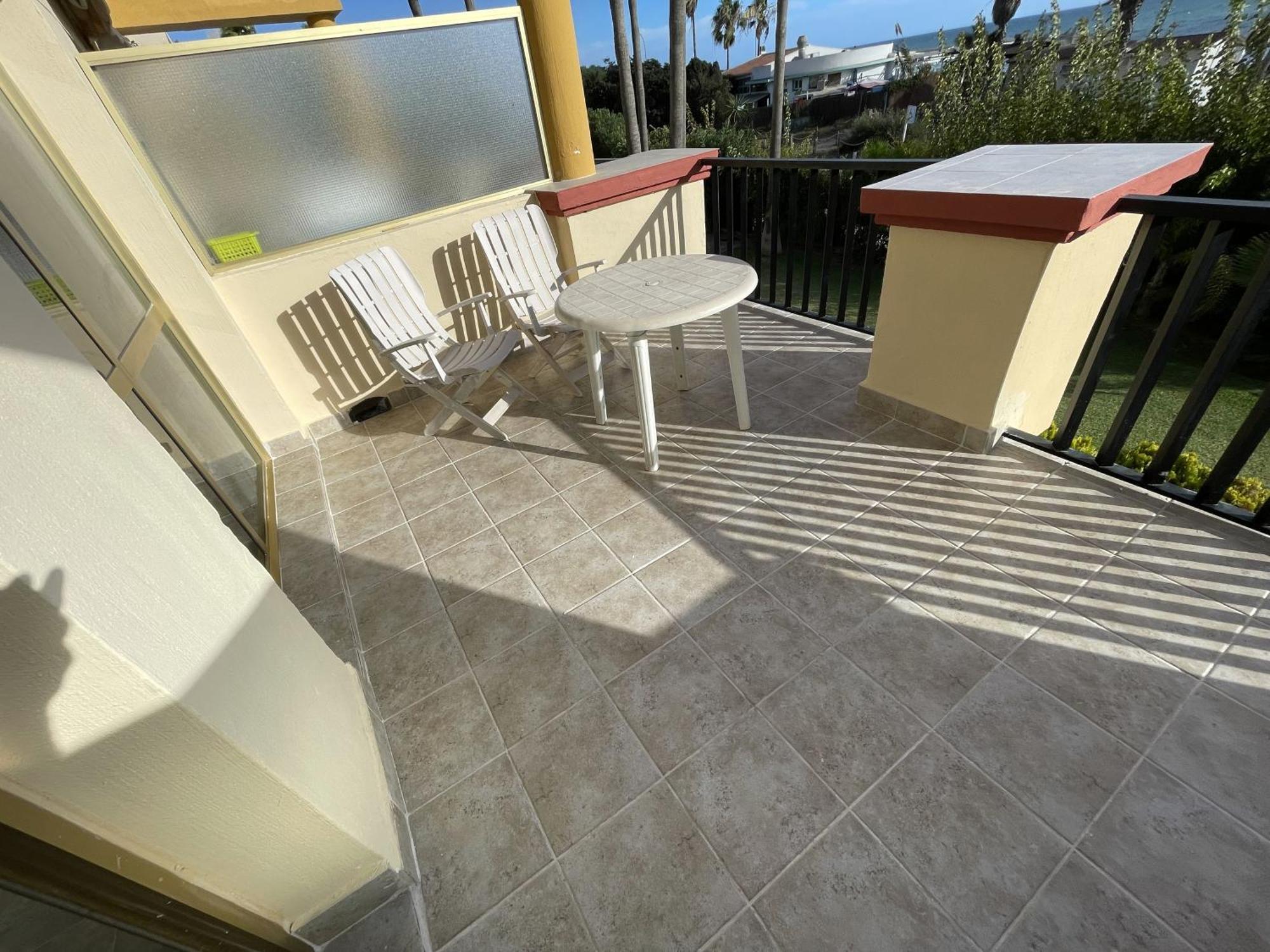 Estudio Con Insuperables Vistas Al Mar: Aparcamiento Apartamento