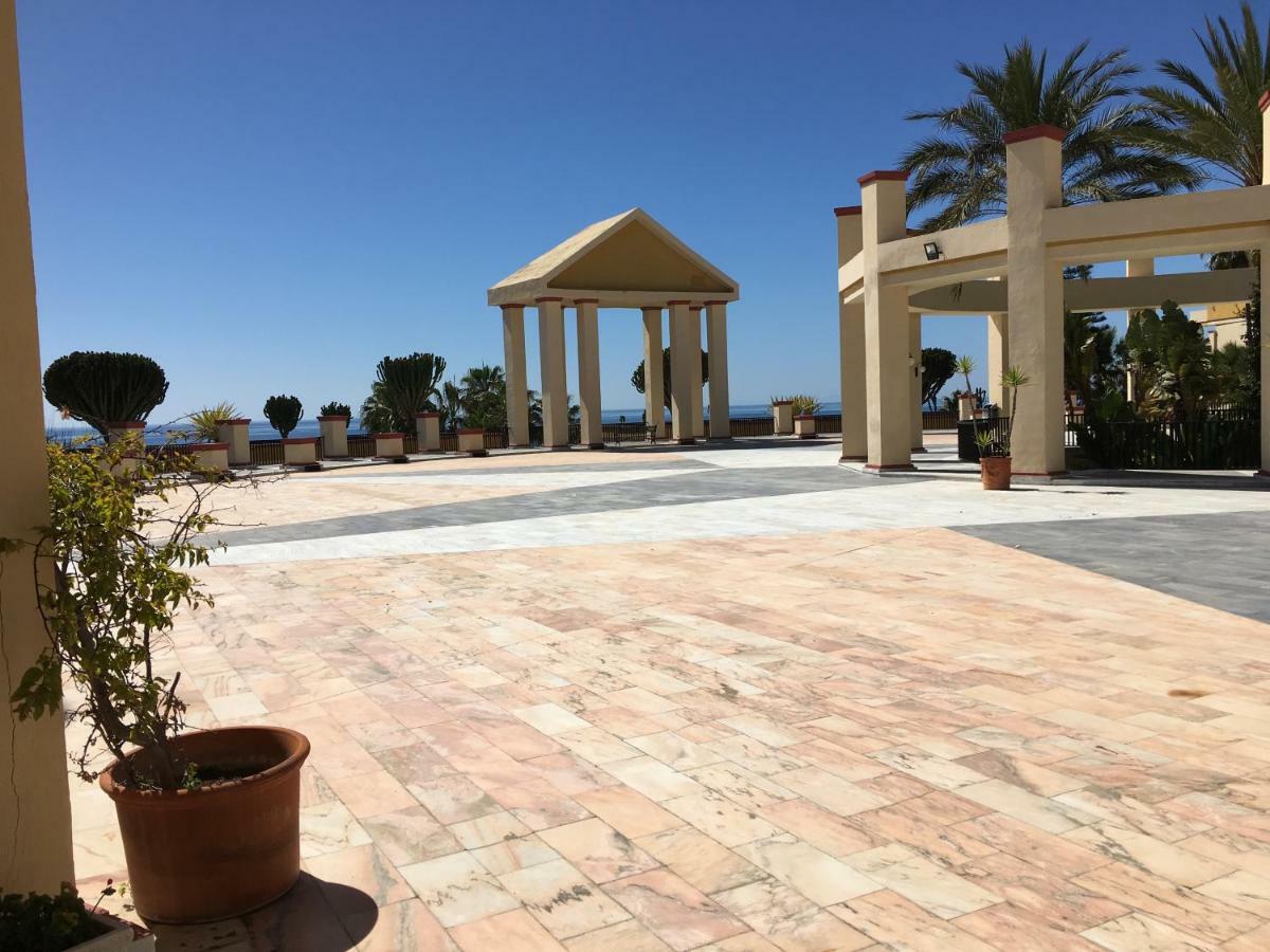 Lejlighed Estudio Con Insuperables Vistas Al Mar: Aparcamiento