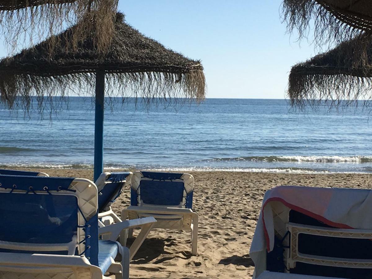 Lejlighed Estudio Con Insuperables Vistas Al Mar: Aparcamiento Marbella
